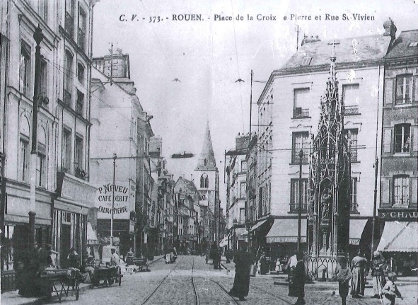 Place Croix de Pierre - Rue St Vivien CV353